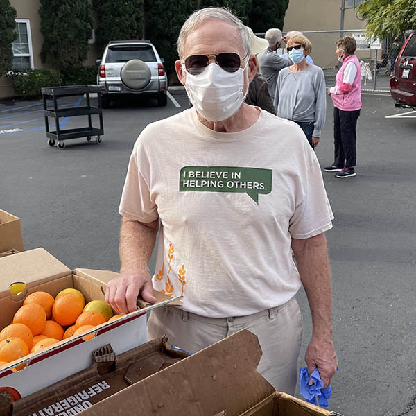 Feeding Mission Hills 2021 - Woody_sm_sq Feeding Mission Hills